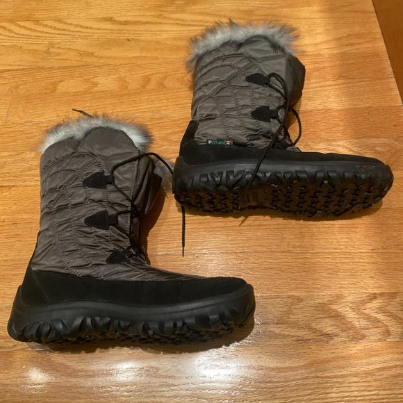 PAJAR rain/snow boots. Lace up front. Dark Brown. Fur trimmed S40 (9-9 1/2) - Picture 2 of 6